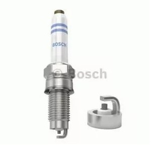 BOSCH VW Polo (6R, 6C) 1.0, Seat Ibiza 1.0 (y7ler02)